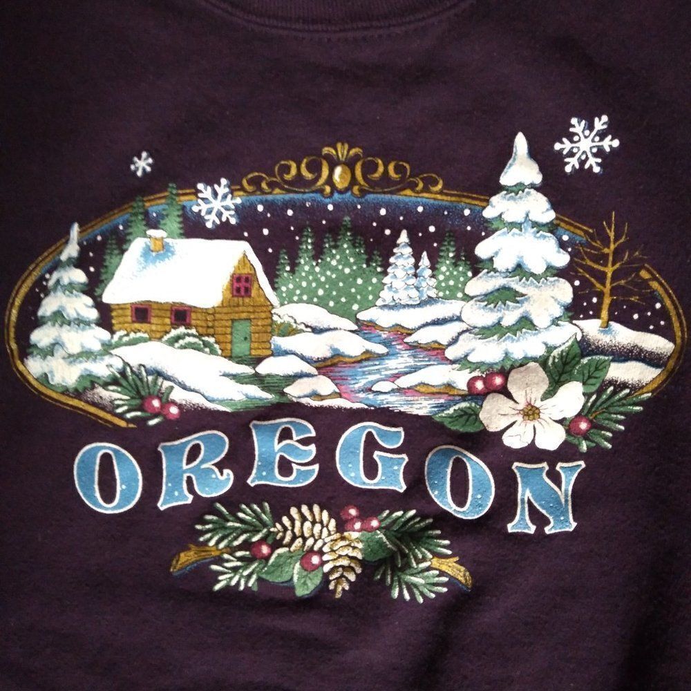 Vintage Oregon Winter Landscape Illustration Crewneck Sweatshirt